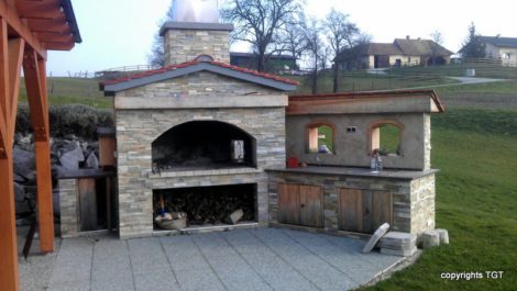 Kamin Zavrč/Slovenija
