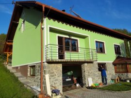 Fasada Kojuhovje (družina Težak)